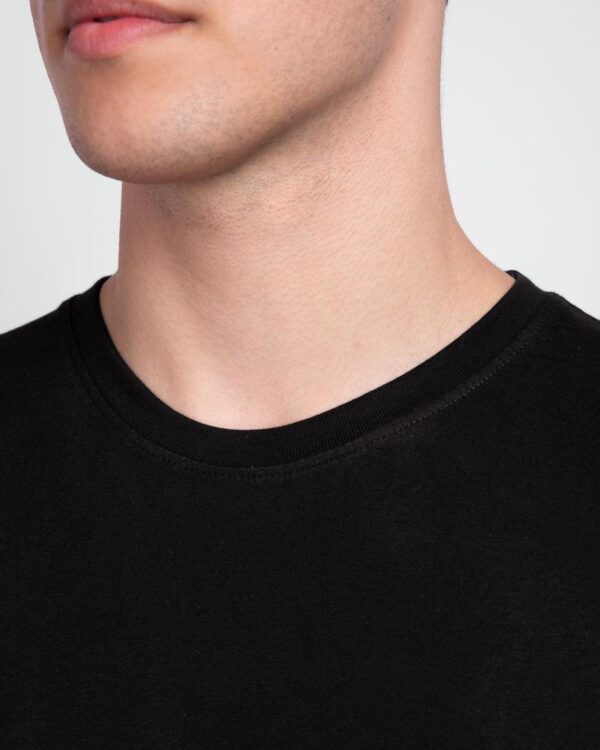 Round Neck T-Shirt - Image 10