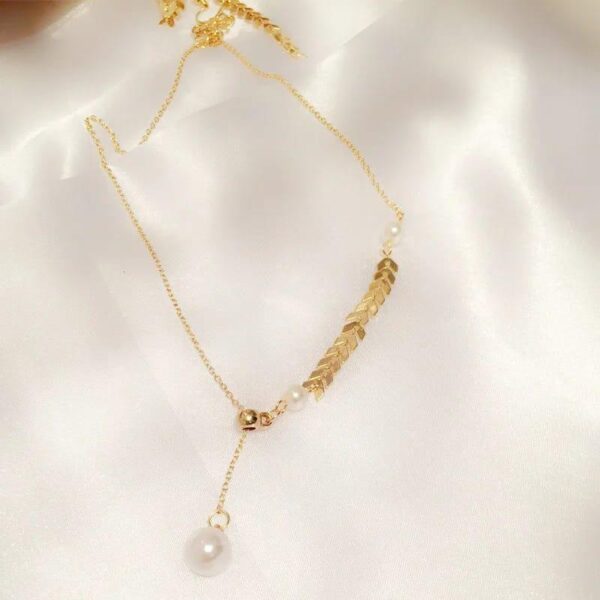 Faux Pearl Decor Necklace - Image 3