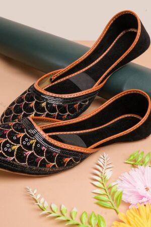Stylish Women's Canvas Khussa with Thread Work - 1 Pair